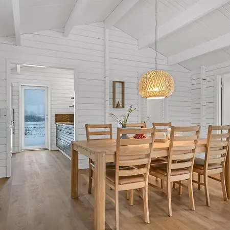 Holiday home Luisa - 1km From The Sea By Interhome