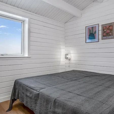 Holiday home Luisa - 1km From The Sea By Interhome *