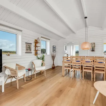 Luisa - 1km From The Sea By Interhome * לוקן